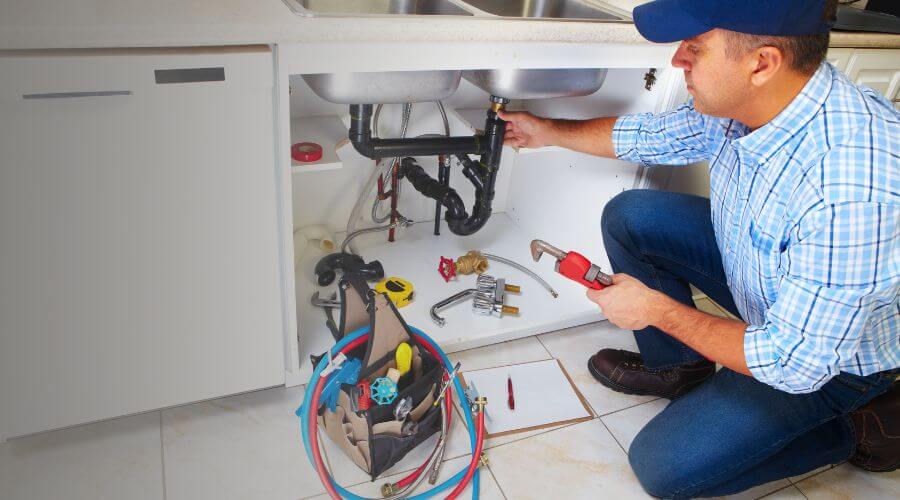 Professional expert plumbing services in Stronghurst, IL